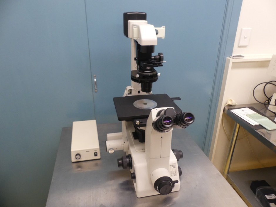 Microscope Inverted Trinocular