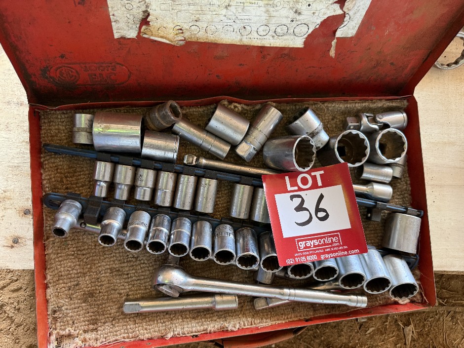 Socket Set