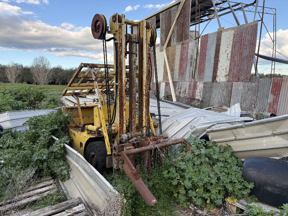 Forklift Rotation Attachment (With Non Operational Forklift)