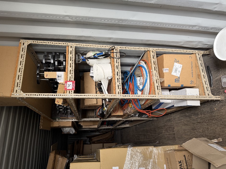 <p>Shelving Unit (5 x Bays)</p>