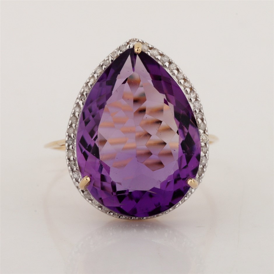 Yellow Gold Natural Amethyst & Diamond Ring with IGI valuation