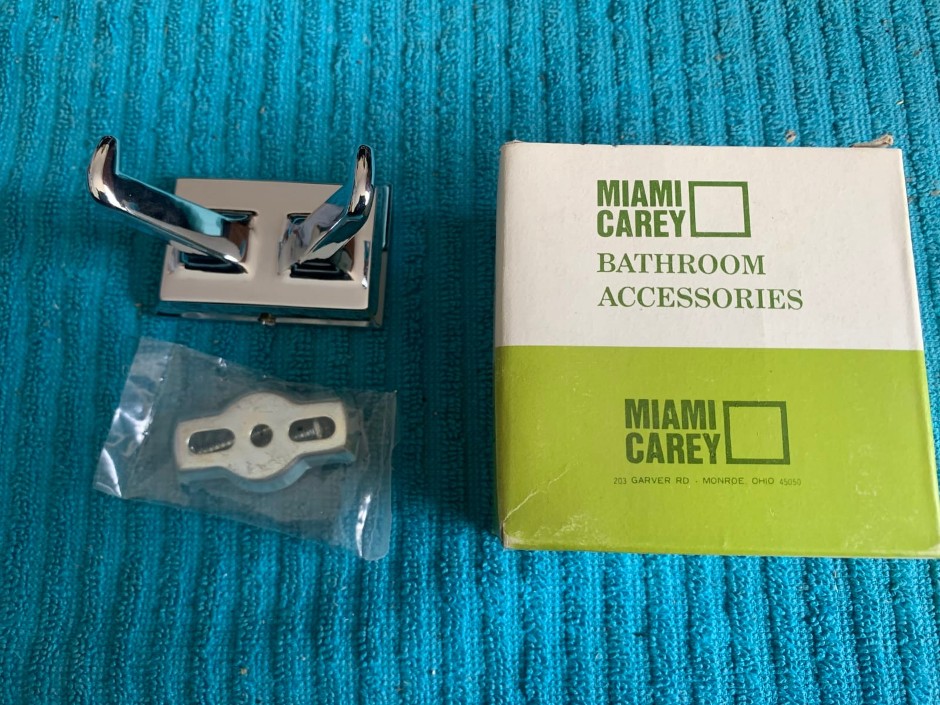 15 x Double Robe Hooks, Chrome (Unused)