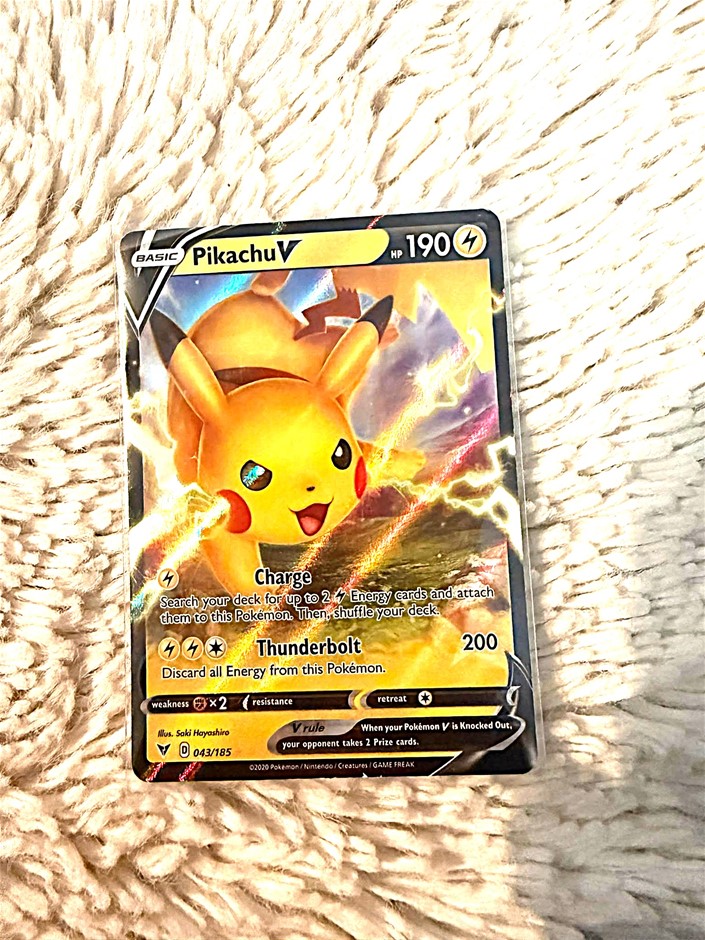 Japanese Pikachu V 043/185 Full Art