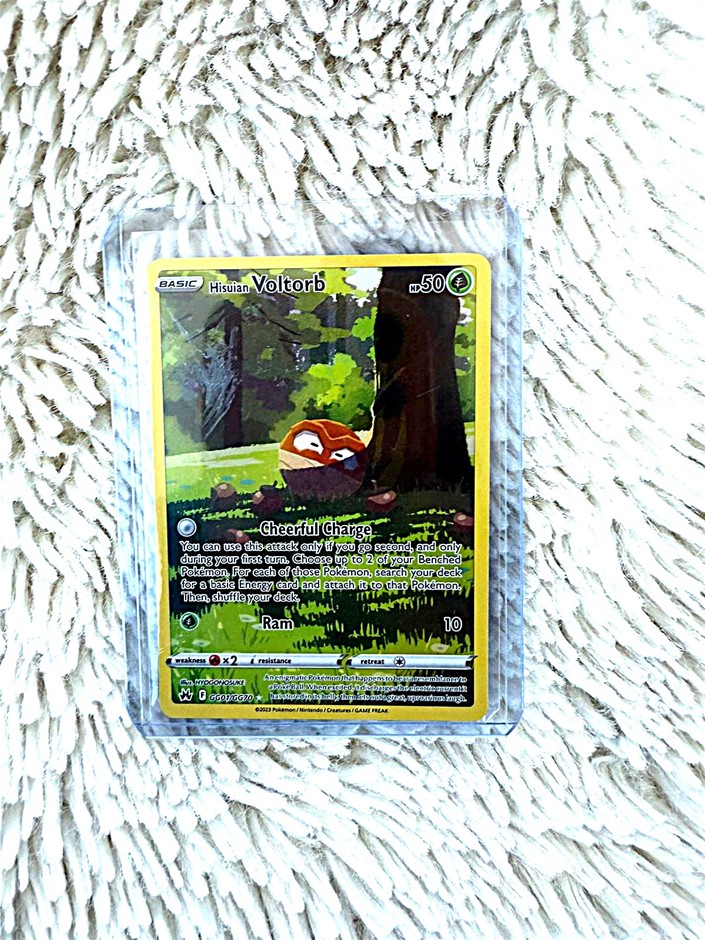 Hisuian Voltorb GG special art card forest artwork.