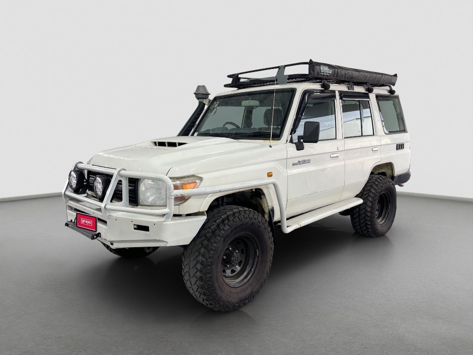 2017 Toyota Landcruiser Workmate Diesel