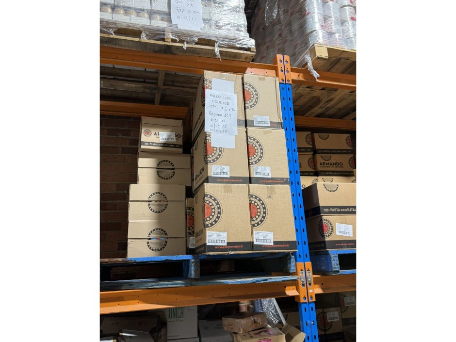 <p>Pallet Racking Uprights (Blue) 2.85m, Qty x2</p>