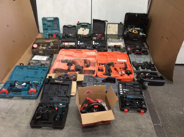 Ozito/Makita Mixed Brand and Model Electric Drill/Saws Kit/Power Tools