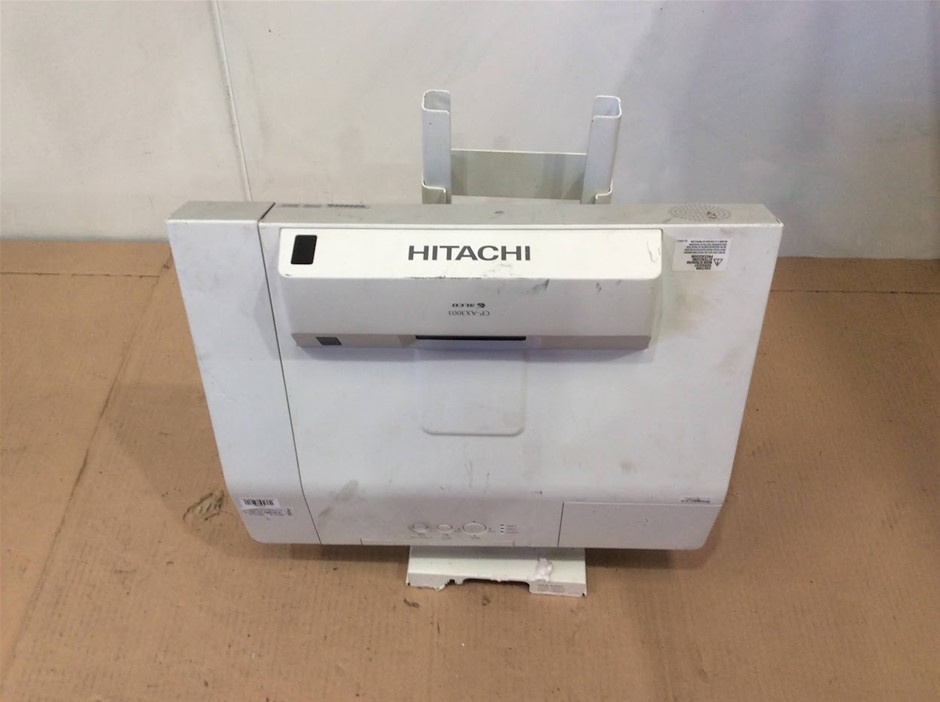 Hitachi CP-AX3003 LCD Projector