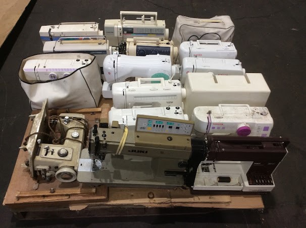 PFAFF Hobby 303&Bernina Bernette 330&Singer&Toyota&Brother Mixed Brand