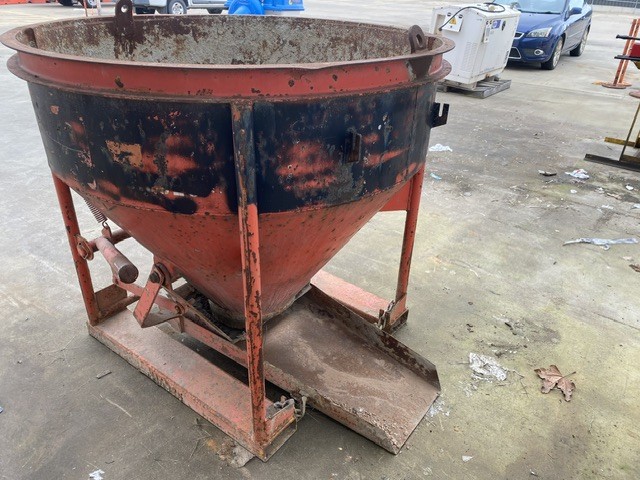 <p>East West Engineering  CK10 Concrete Kibble</p>