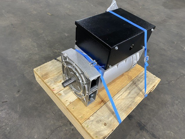 <p>Mecc Alte Industrial 6.5Kva Alternator</p>