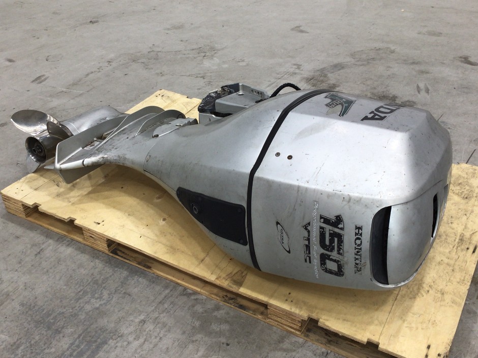 Honda 150 VTec 4 Stroke Outboard Motor