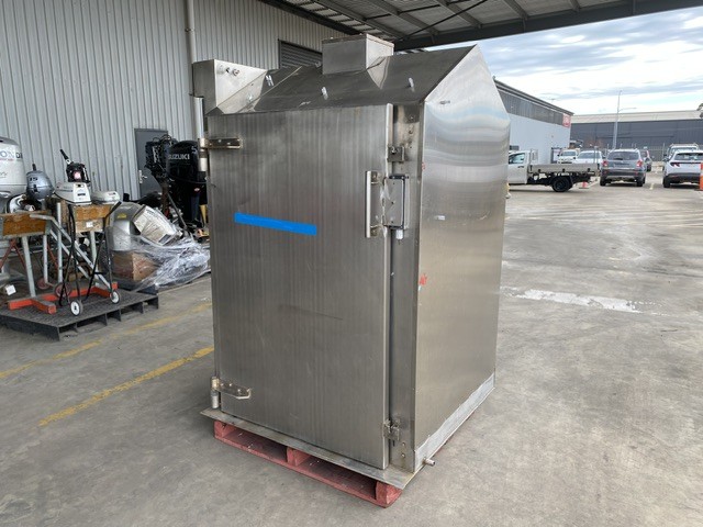 <p>Custom Fish Steamer Oven</p>