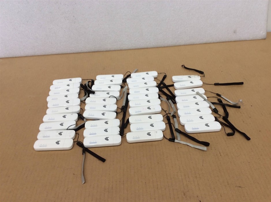 Huawei E8372 LTE Wi-Fi Wingle Mobile Broadband Modem (Lot of 38)