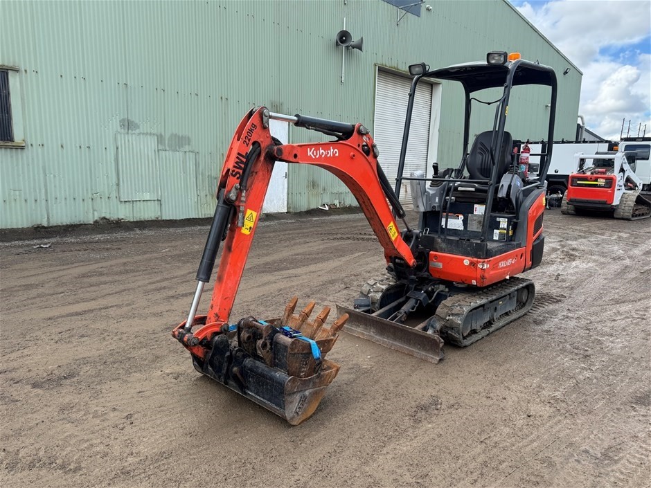 <p>Kubota KX018-4 Mini Excavator</p>