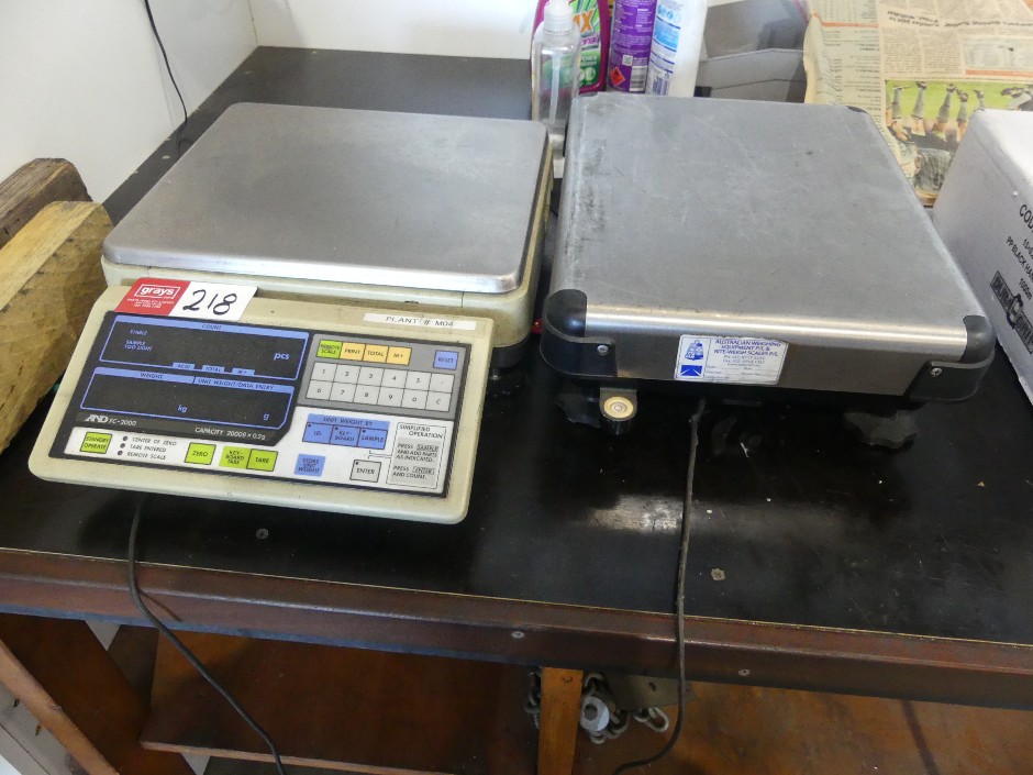 AND FC - 2000 Digital Counting Scales