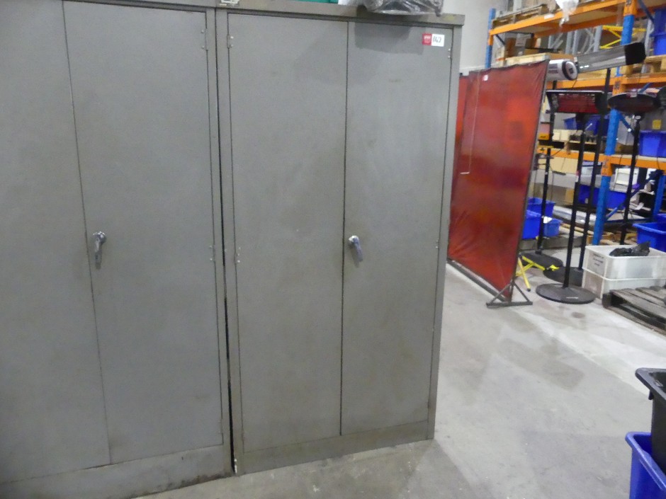 <p>2 Door Metal Cabinet</p>