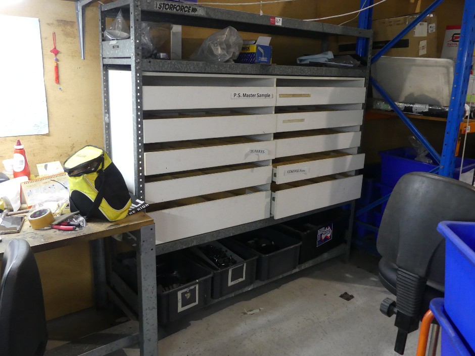<p>Storforce Shelving/Drawer Unit</p>