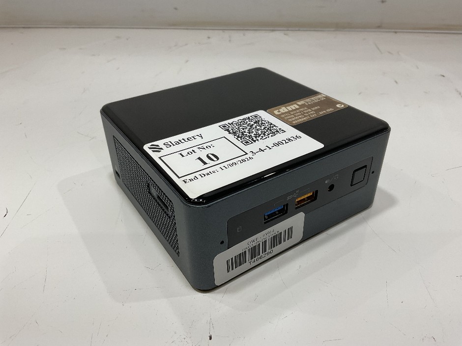 <p>INTEL NUC8I7BEH</p>