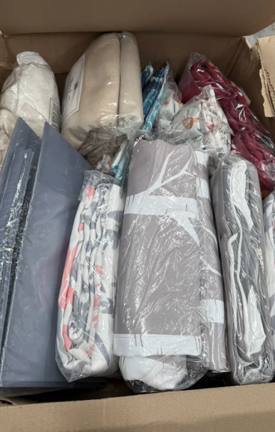 Assorted Box of Linen, Curtains etc. NB: May be missing accessories.