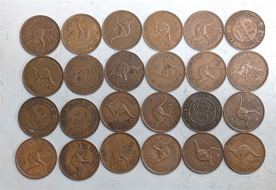 Coin collection of two dozen old AUSTRALIA Penny Coins