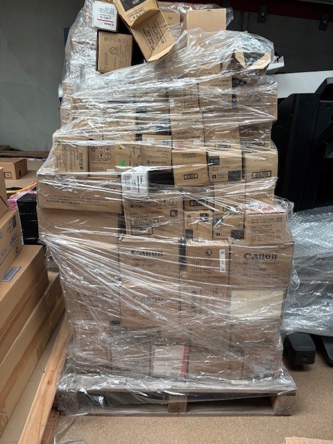 Fuji Xerox and Canon Toner