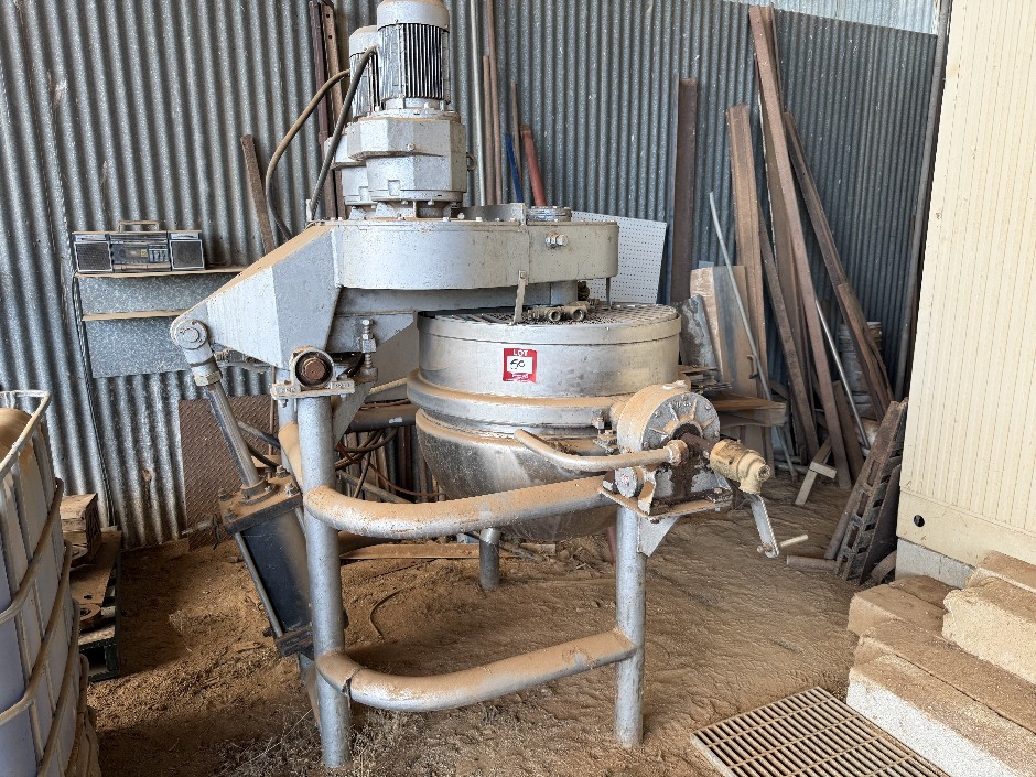200 Litre Self Stirring Commercial Kettle