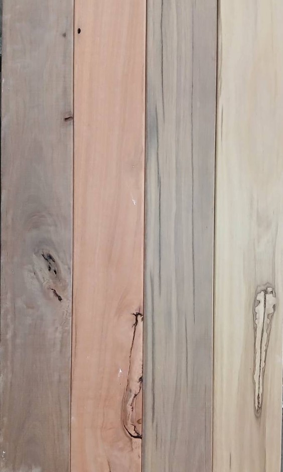 <p>328 lm Mixed Hardwood Utlity Grade Decking #173481</p>