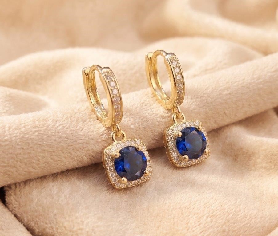 925 Sterling Silver Blue Simulated Diamonds Earrings