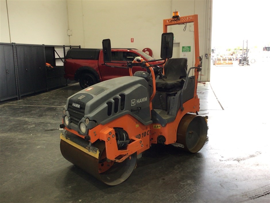 <p>Hamm HD10CVV Smooth Drum Roller</p>