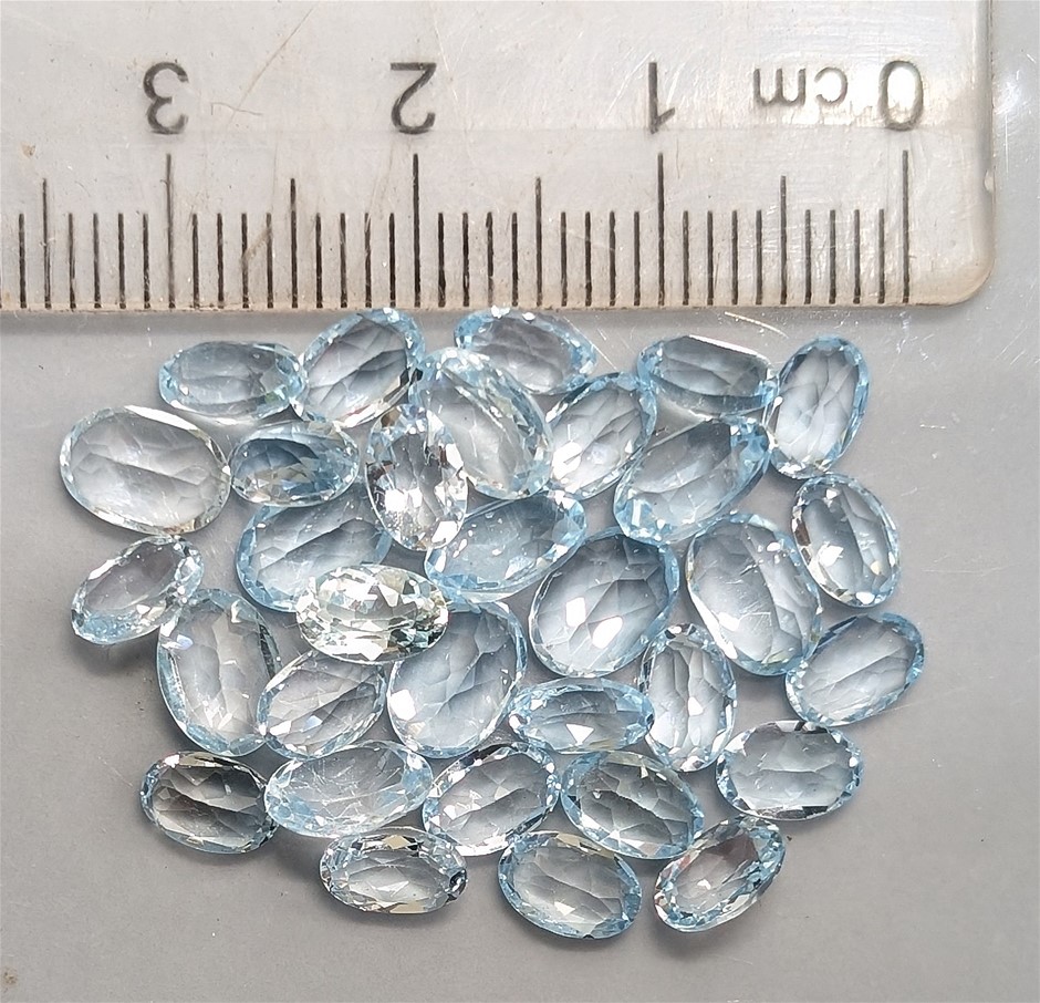 20 carats BLUE TOPAZ Gemstones
