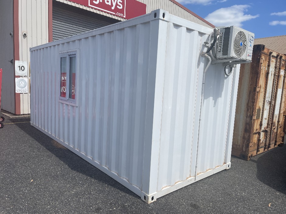 <p>Portable Container-Style Building(Kitchenette and Bathroom)</p>