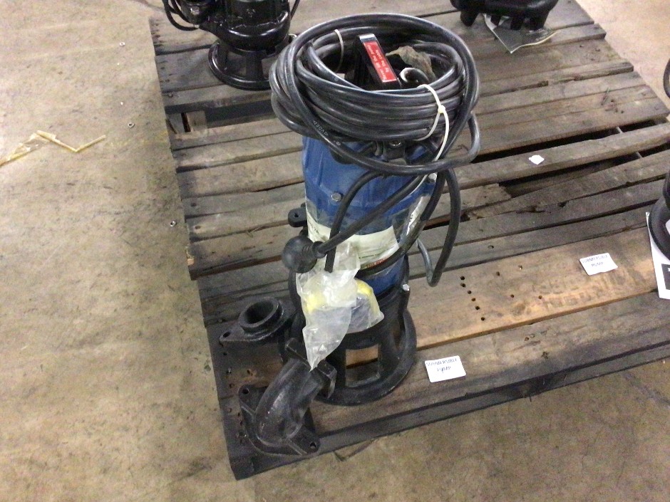 <p>Shanghai Submersible Pump</p>