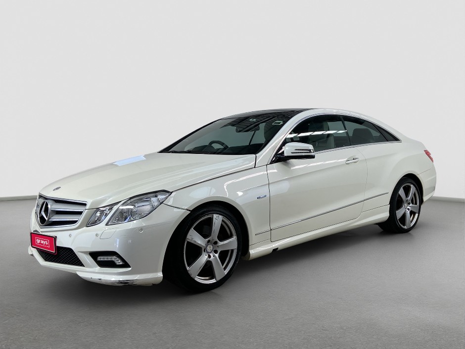 2010 Mercedes-Benz E250 Elegance 2.1CDI Coupe