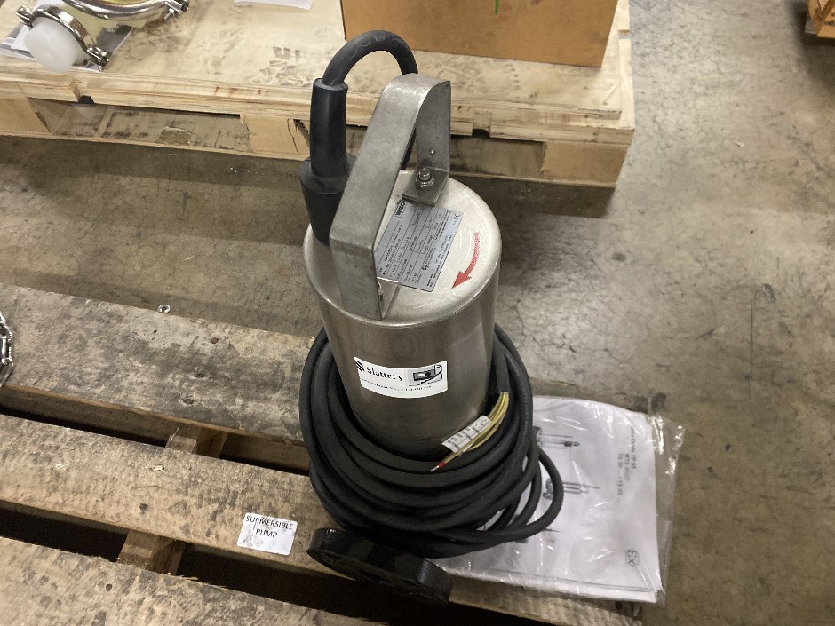 <p>WILO Submersible Pump</p>