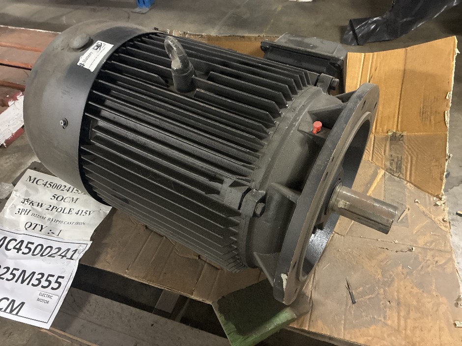 <p>CMG MC450024153225M35 Electric Motor</p>