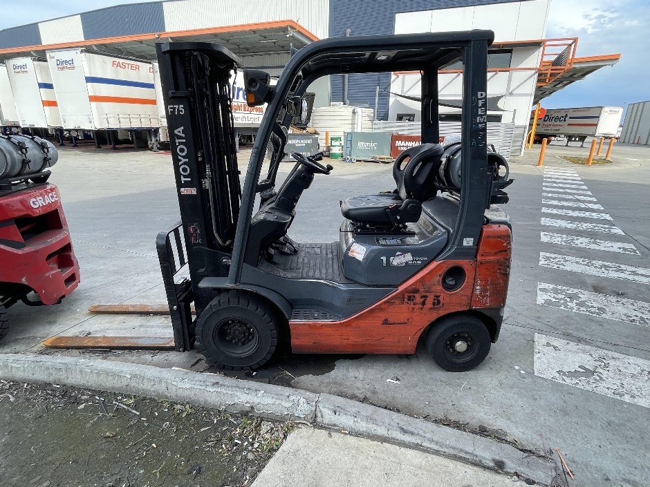 2013 Toyota 32-8FG18 4 Wheel Counterbalance Forklift