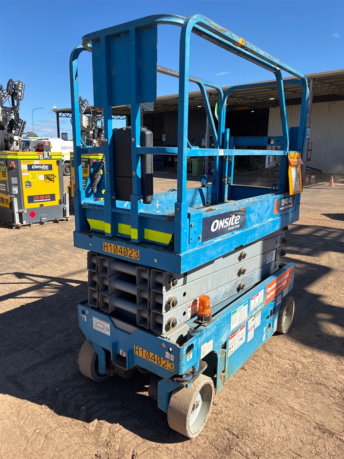 2016 Genie GS1932 Scissor Lift - 19ft (5.7m) - Electric - Roma