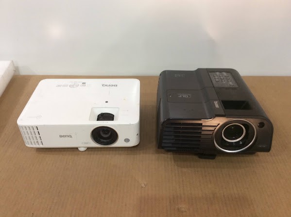 BenQ MP730&TH685 Digital Projector (Lot of 2)