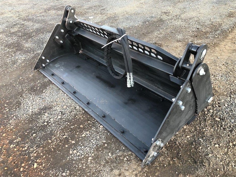 4 in 1 Bucket (Unused),