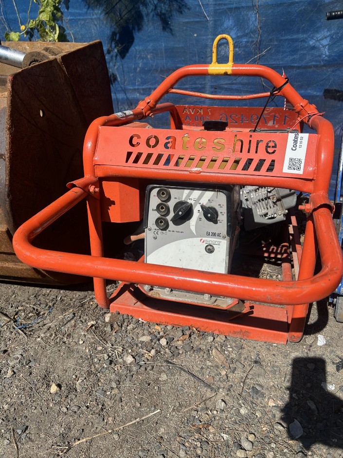 <p>Crommelin 5kVA Petrol Welder Generator  **Grafton NSW**</p>