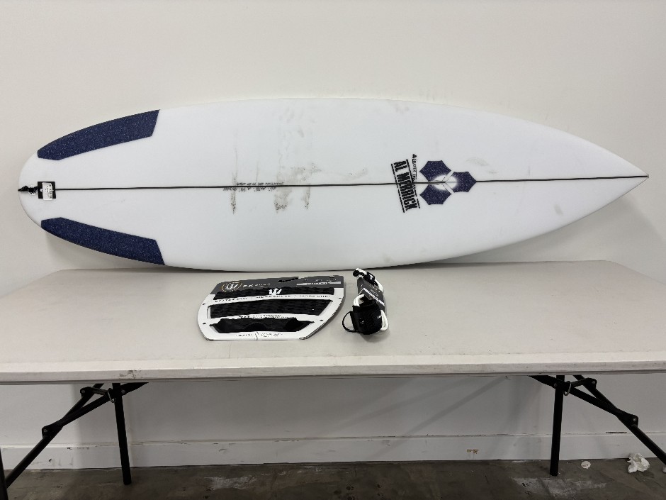 <p>6’0” The Solution Surfboard & Accessories</p>