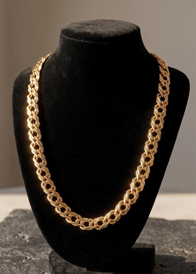 22K/Italy Yellow Gold Bonded chain -(stamped 22K/Italy)