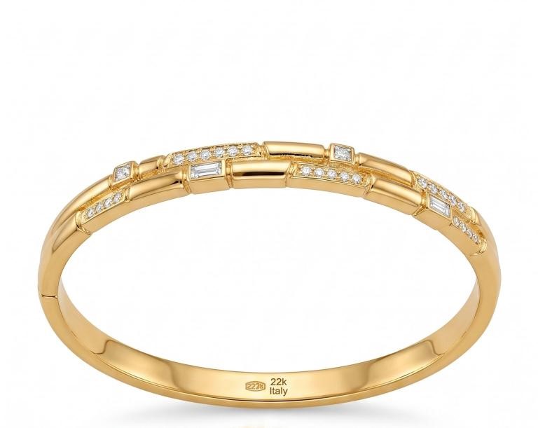 22K/Italy Yellow Gold Bonded Bangle -(stamped 22K/Italy)