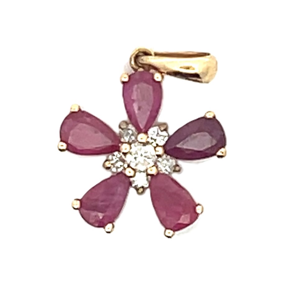 14Ct Yellow Gold Ruby And Diamond Flower Pendant
