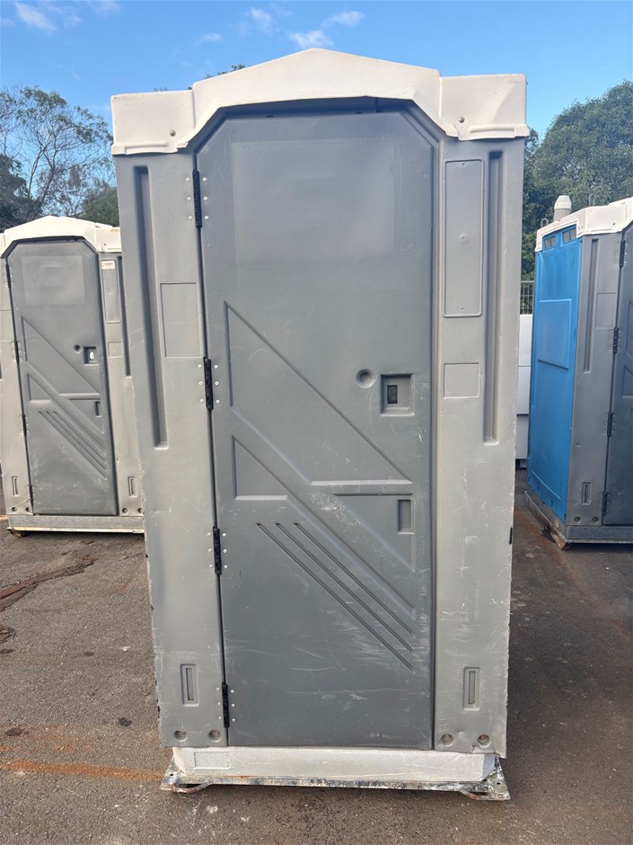 Portable Toilet - Fresh Water Flush - Forest Lake