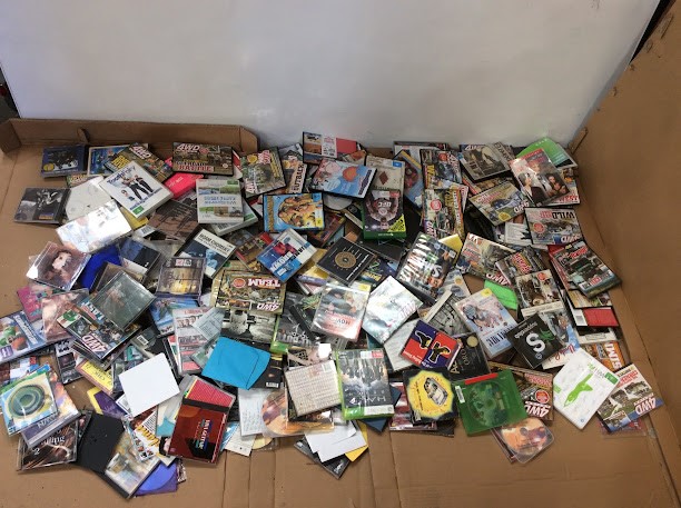 Mixed Assorted DVD / VCD / CD Movies