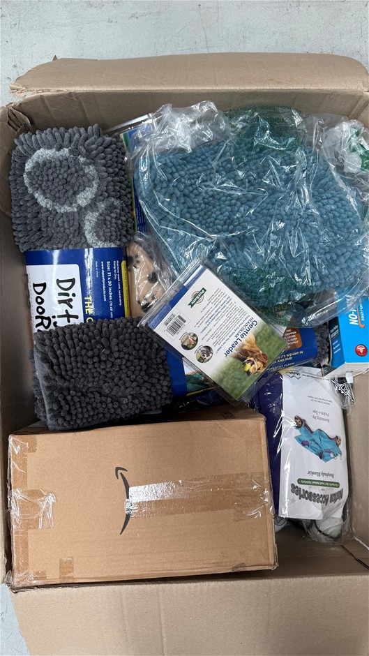 Assorted Box of Pet Items. NB: Items may not be in original packaging and m