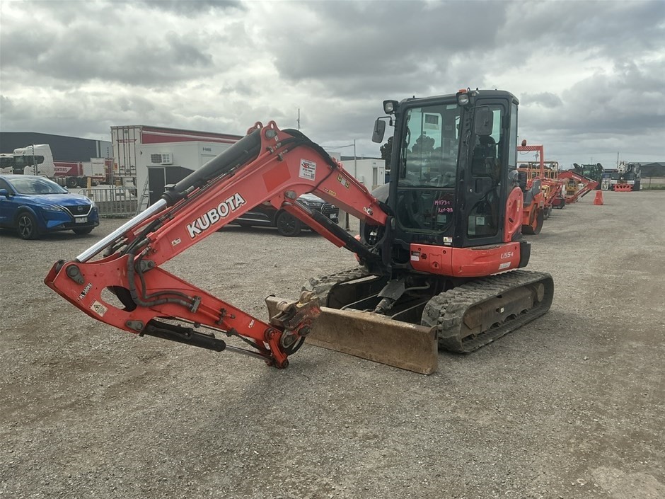 Unreserved Ex-Hire Excavation & Construction Equipment - VIC