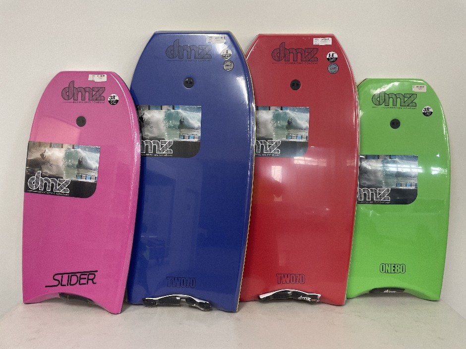 <p>4x DMZ Boogie Boards</p>